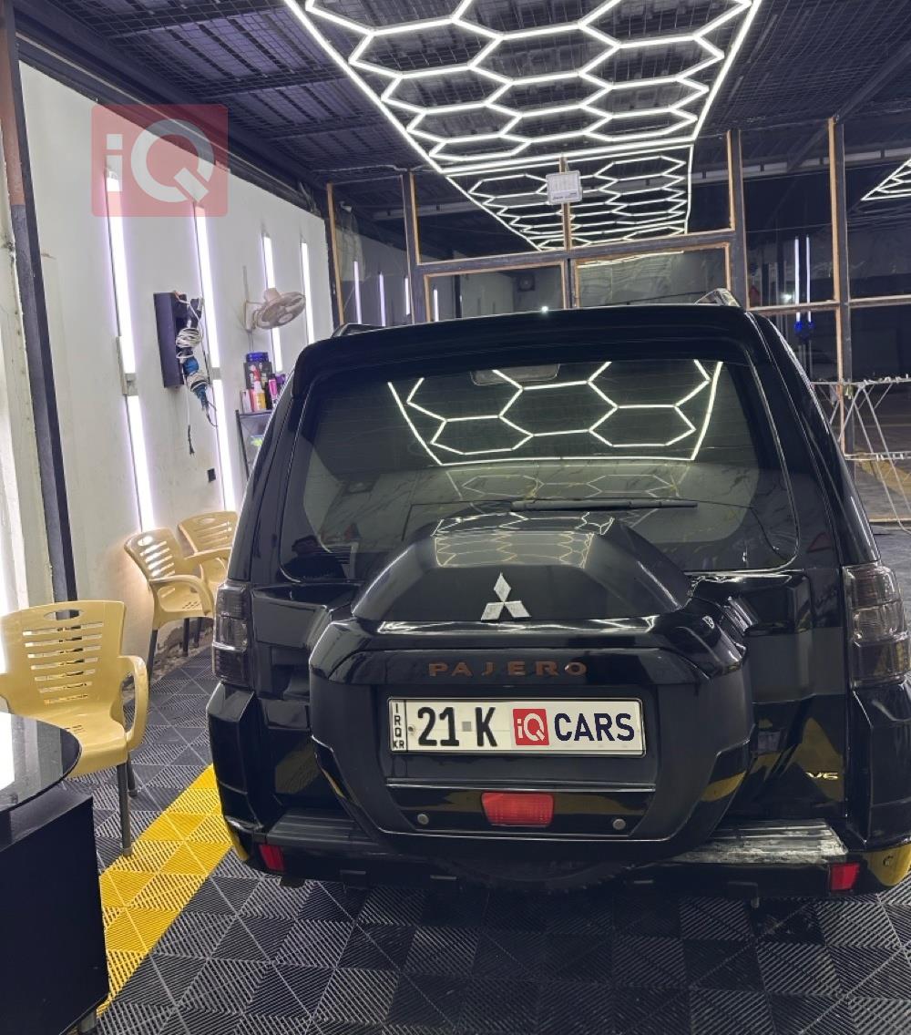 ميتسوبيشي باجيرو